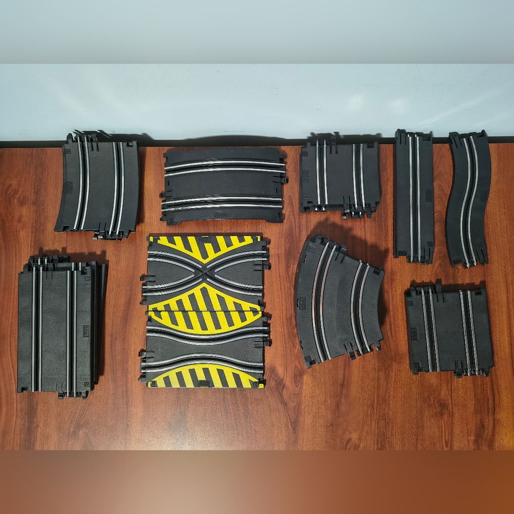 Artin Slot Car Track Lot of 22 Straight & Curved Pieces Single & Double Lane